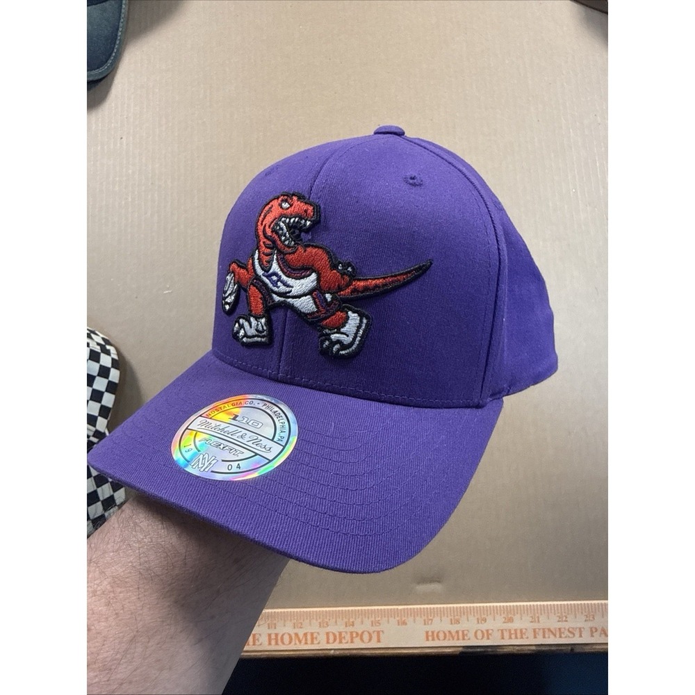 Mitchell & Ness Toronto Raptors Hat Cap 110 Flexfit HWC Adjustable Snapback‎ NBA